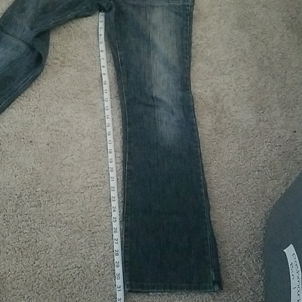 Jeans - Picture 7 of 8